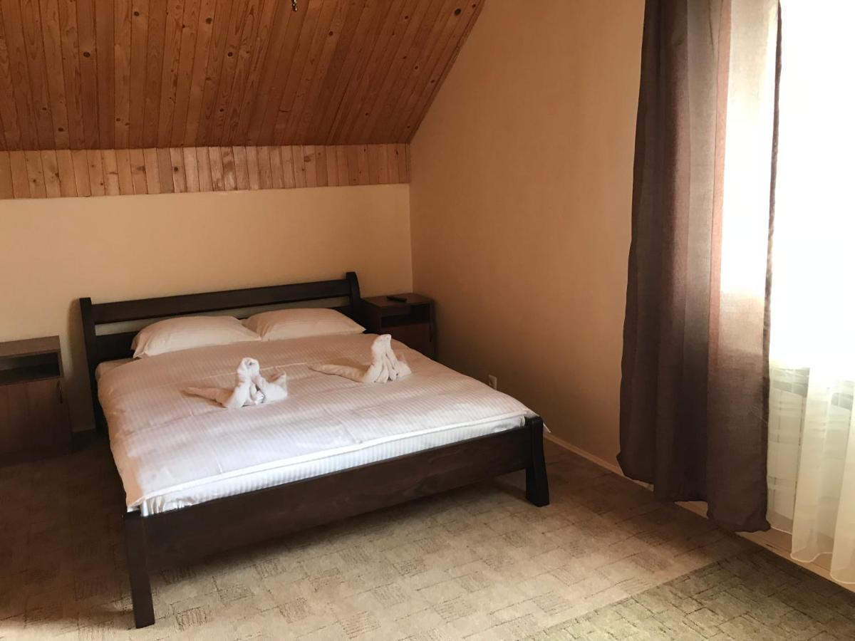 Sun Hotel Mizhhirya  Dış mekan fotoğraf